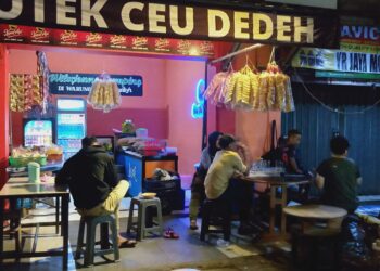 Lotek Ceu Dedeh PSM, Khas Olahan Masyarakat Sunda