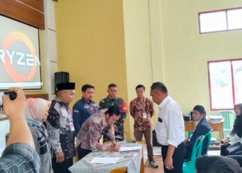 SEBANYAK 112 ORANG DILANTIK DAN DISUMPAH MENJADI ANGGOTA KPPS DESA SUKARAME KEC SUKANAGARA KAB. CIANJUR