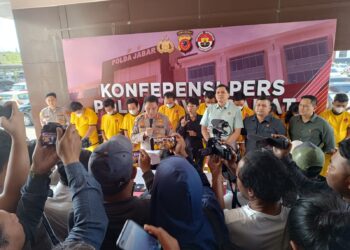 KEPOLISIAN NEGARA REPUBLIK INDONESIA DAERAH JAWA BARAT BIDANG HUBUNGAN MASYARAKAT